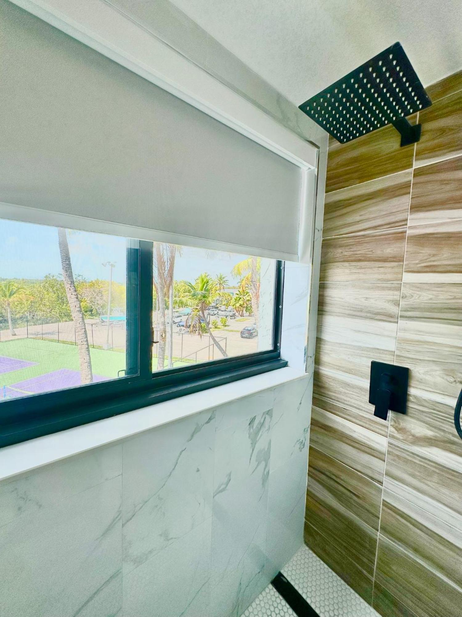 Tower 2 Master Suites, 2 Kings Beds, Marina Key Largo Esterno foto