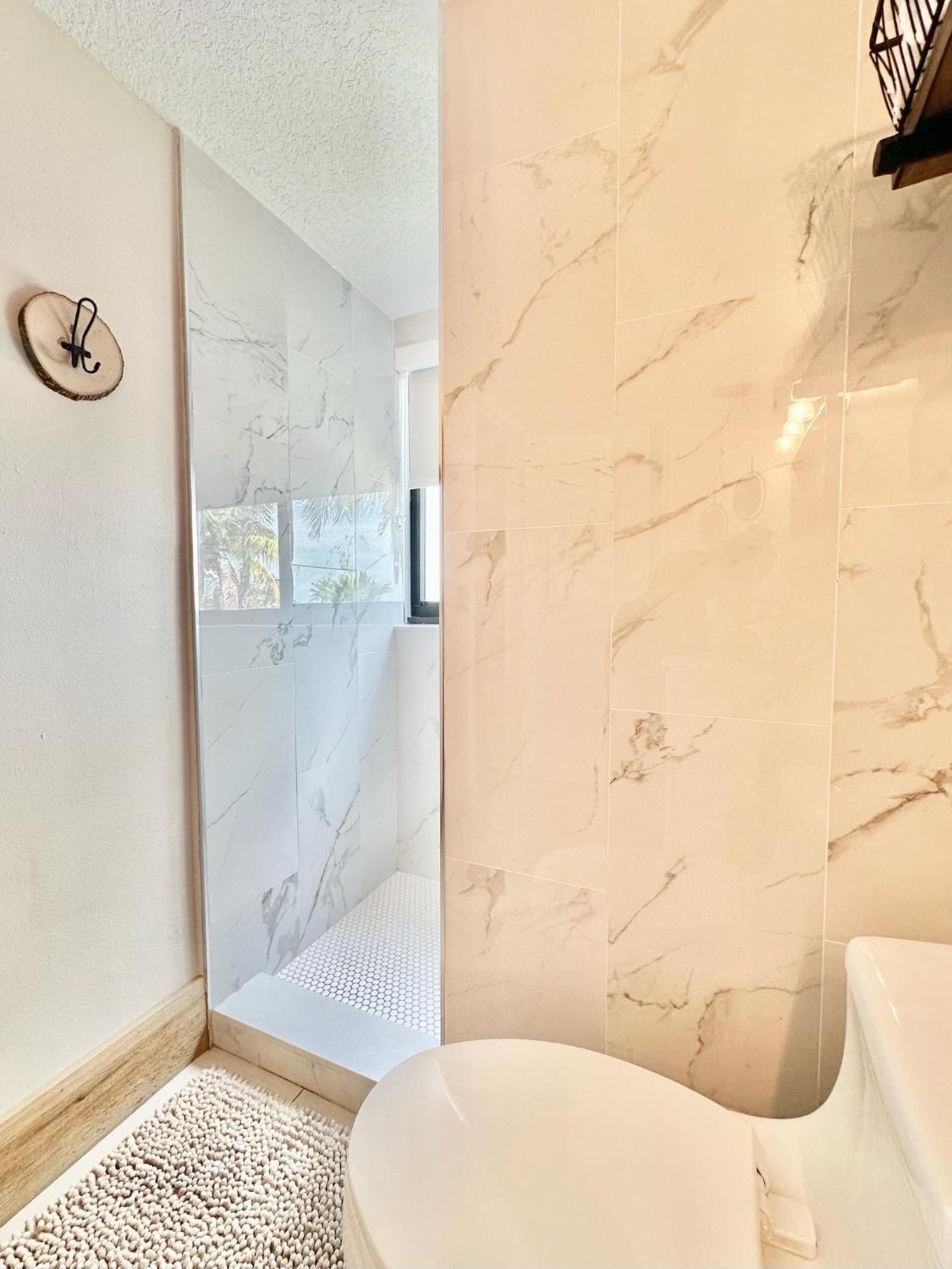 Tower 2 Master Suites, 2 Kings Beds, Marina Key Largo Esterno foto